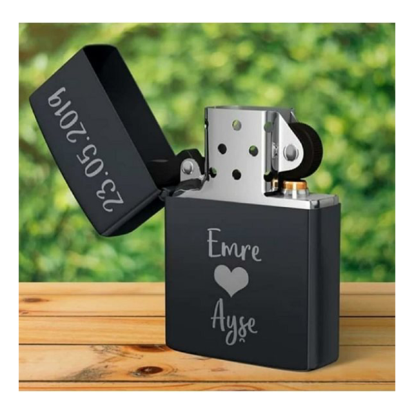 Zippo Çakmak Siyah Renk