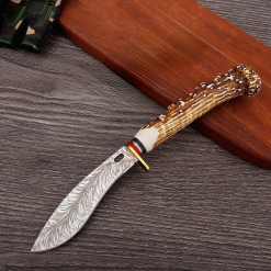 Katsuro Yapay Geyik Boynuz Görünümlü Damascus Lazer İşlemeli Av Bıçak Kamp Bıçak Outdoor Av Bıçak - L308